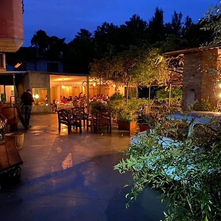 Amare Ristorante Locanda チェルトーザ・ディ・パヴィーア エクステリア 写真