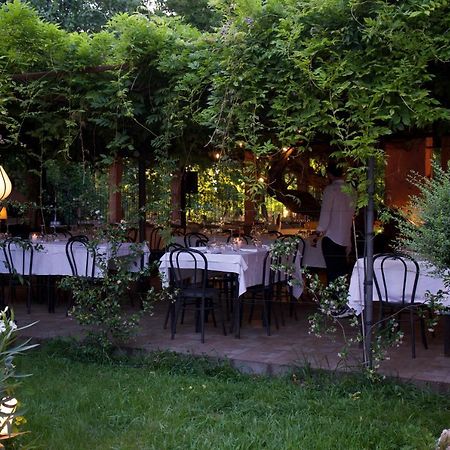 Amare Ristorante Locanda チェルトーザ・ディ・パヴィーア エクステリア 写真