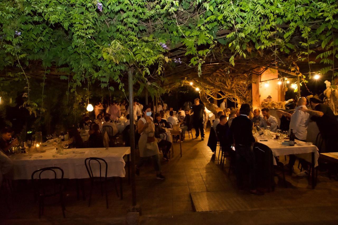 Amare Ristorante Locanda チェルトーザ・ディ・パヴィーア エクステリア 写真